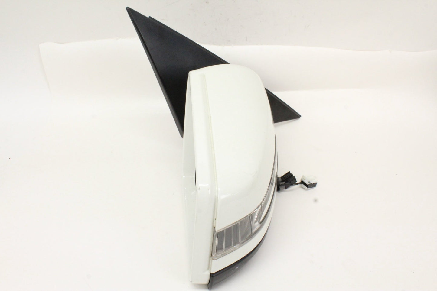 2012-2014 Mercedes C250 W204 Sedan Right Door Mirror 2048108493