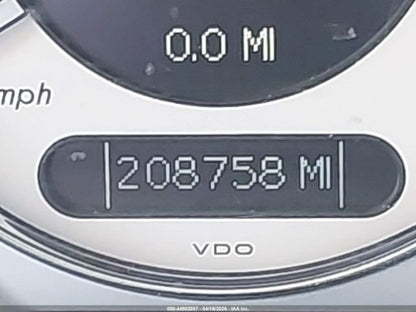 Parting Out- 2004 Mercedes-Benz E500 W211- 106