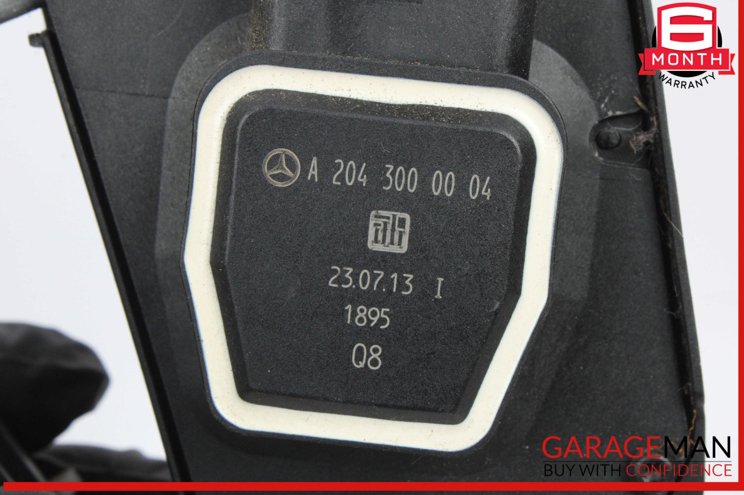 2010-2016 Mercedes-Benz E250 W212 Gas Pedal 2043000004 Genuine