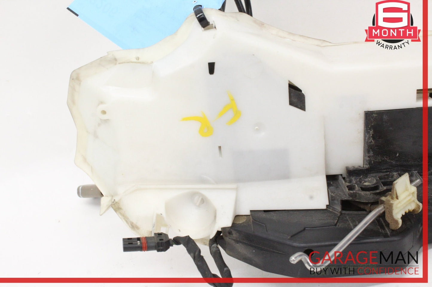 2003-2012 Mercedes-Benz SL500 R230 Right Front Door Lock Actuator 2307200435