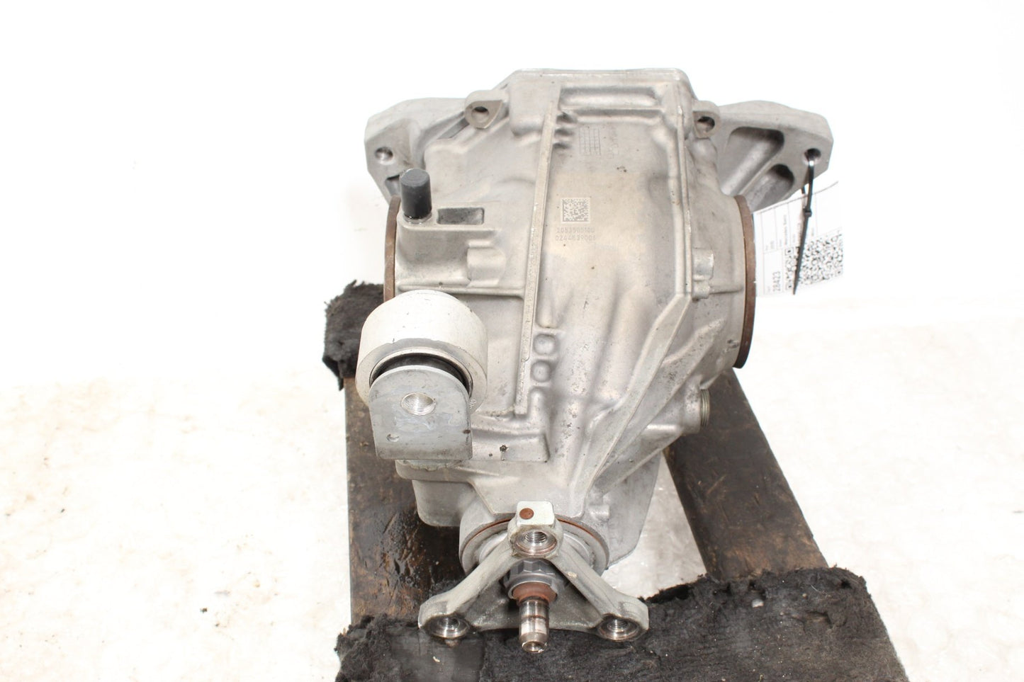 2015-2016 Mercedes-Benz C300 CDI AWD Rear Differential Diff Axle Carrier OEM