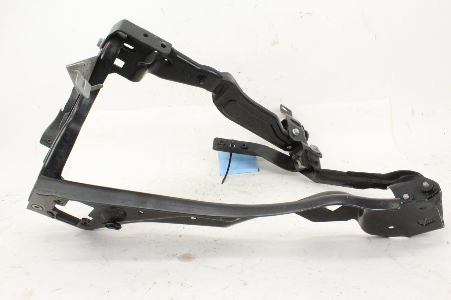2008-2014 Mercedes-Benz C300 W204 Front Left Head Light Bracket 2046200191 OEM
