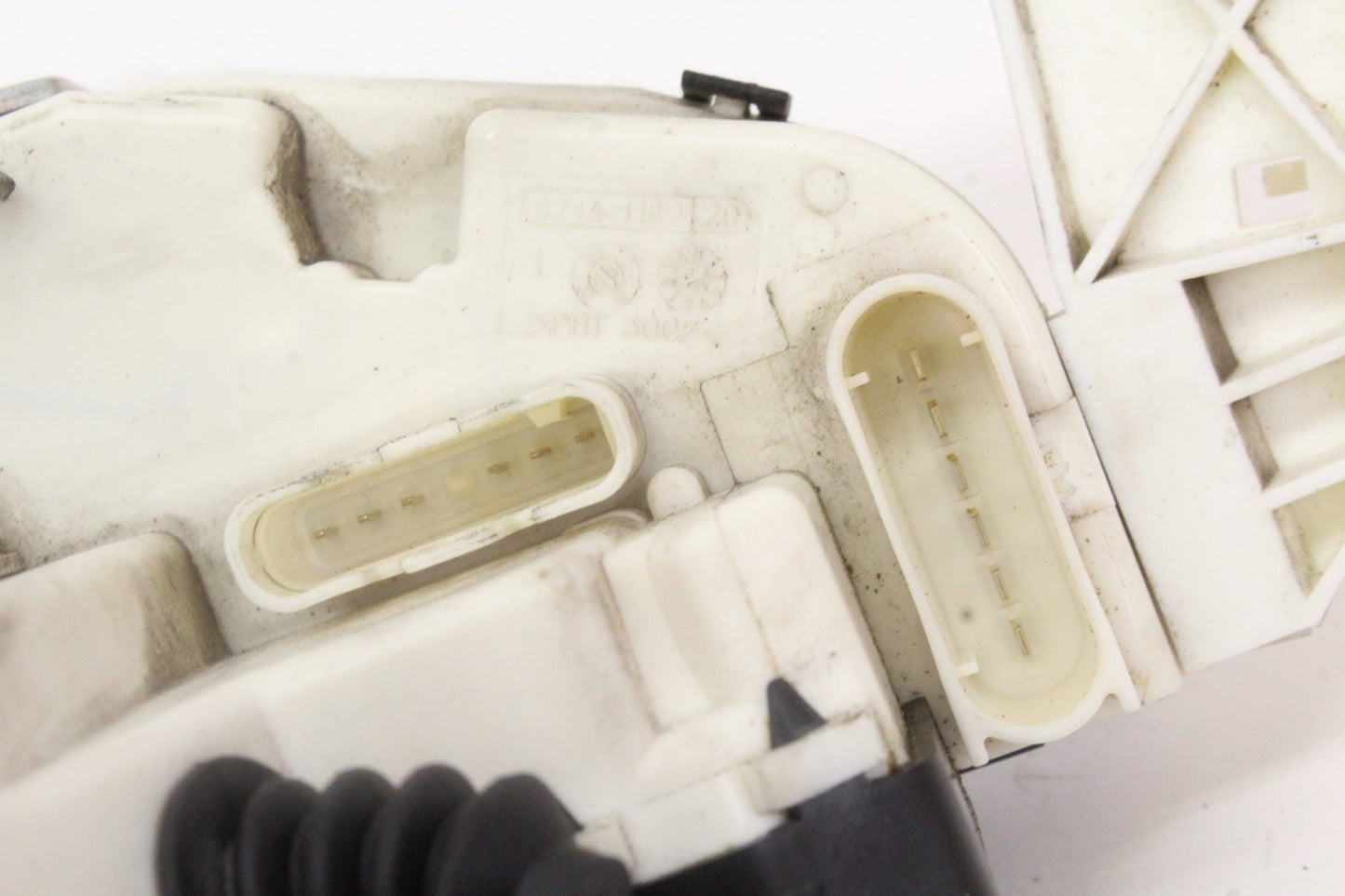2007-2014 Mercedes-Benz S550 W221 Right Front Door Lock Actuator 2217207835