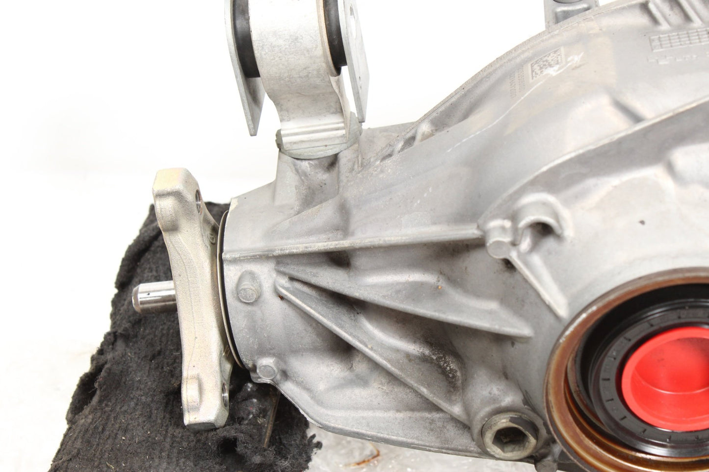 2015-2016 Mercedes-Benz C300 W205 Rear Differential Carrier 2053505100