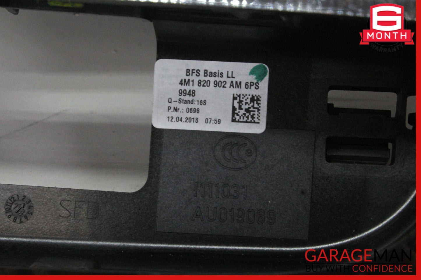 2017-2019 Audi Q7 Front Dash Center AC Air Vent Grille Panel 4M1820902AM Genuine