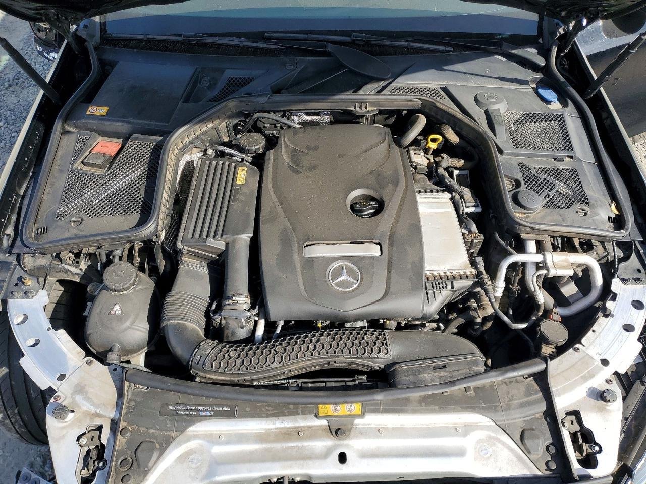 2015 Mercedes-Benz C300 W205