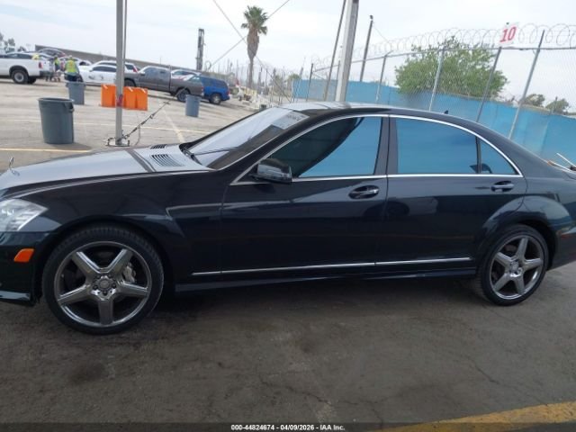 Parting Out- 2013 Mercedes-Benz S550 W221- 121