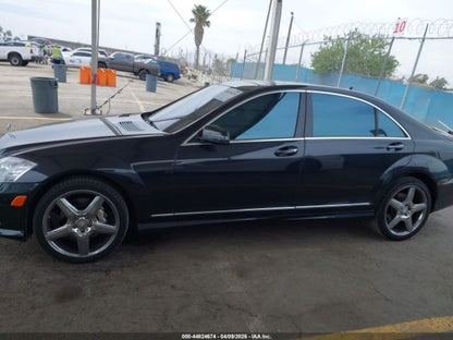 Parting Out- 2013 Mercedes-Benz S550 W221- 121