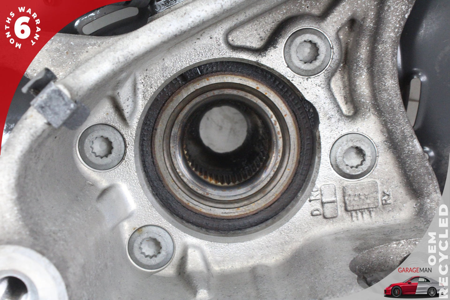 2011-2018 Audi A8 S8 Rear Right Side Spindle Knuckle Wheel Hub 4H0615612H OEM