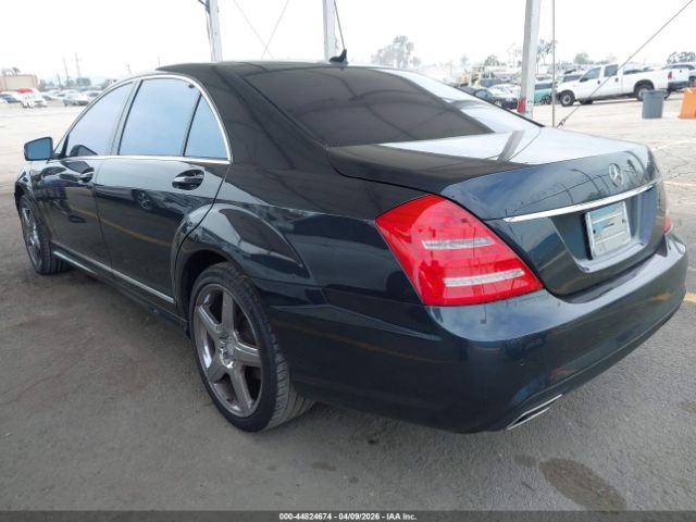 Parting Out- 2013 Mercedes-Benz S550 W221- 121