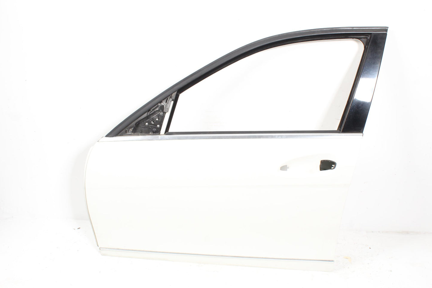 20108-2014 Mercedes-Benz C300 W204 Sedan Front Left Door Shell 2047200105 OEM