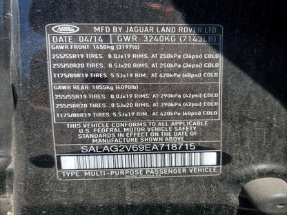 Parting Out- 2014 Land Rover LR4 L319 HSE- 217