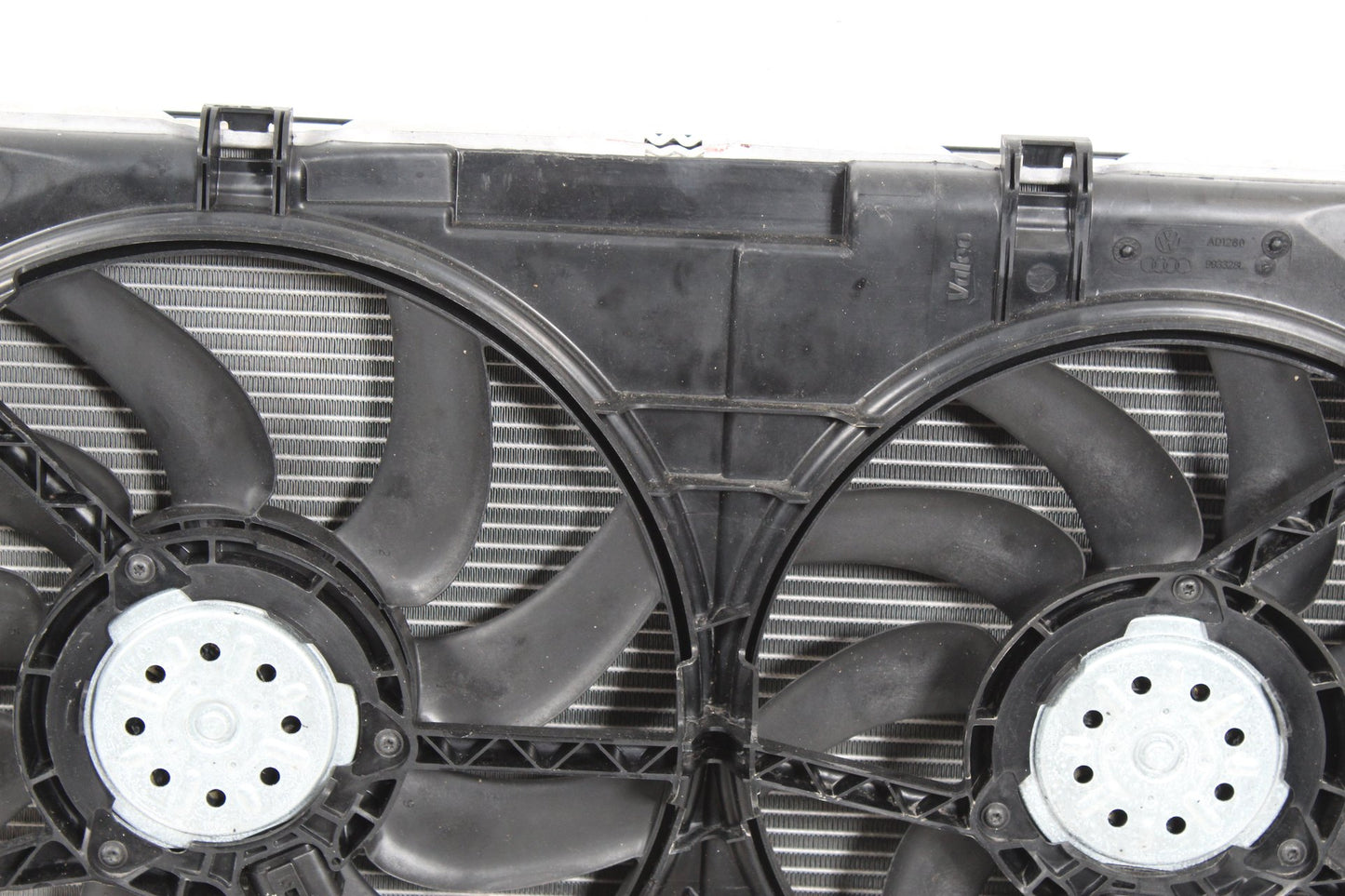 2009-2016 Audi A4 B8 Sedan Engine Cooling Radiator AC Condenser 8K0121207A
