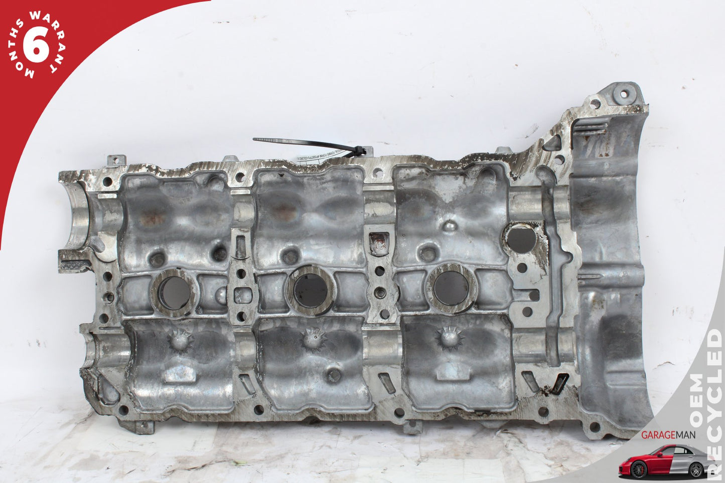 2005-2013 Mercedes W204 C300 Left Side Cylinder Head Valve Cover 2720161205 OEM