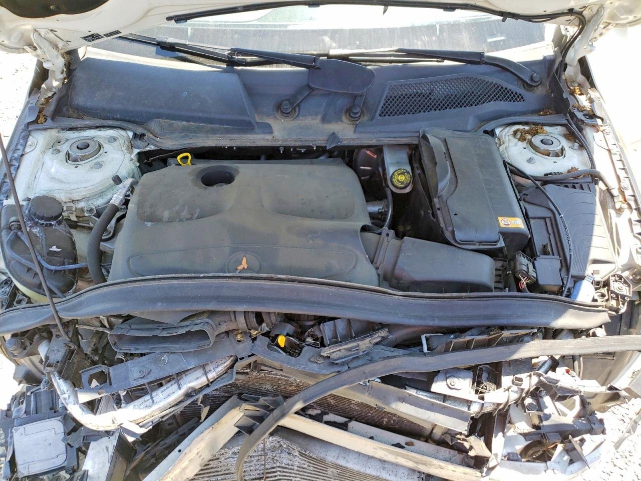 Parting Out- 2016 Mercedes-Benz CLA250 W117- 237