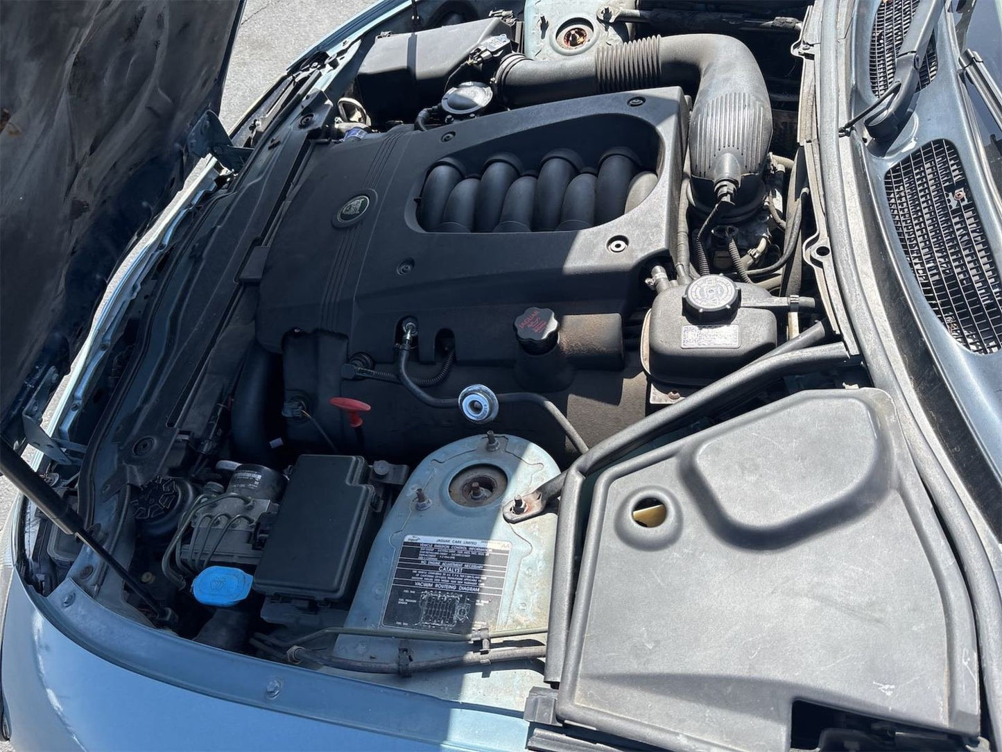 Parting Out- 2005 Jaguar XK8 X100- 137