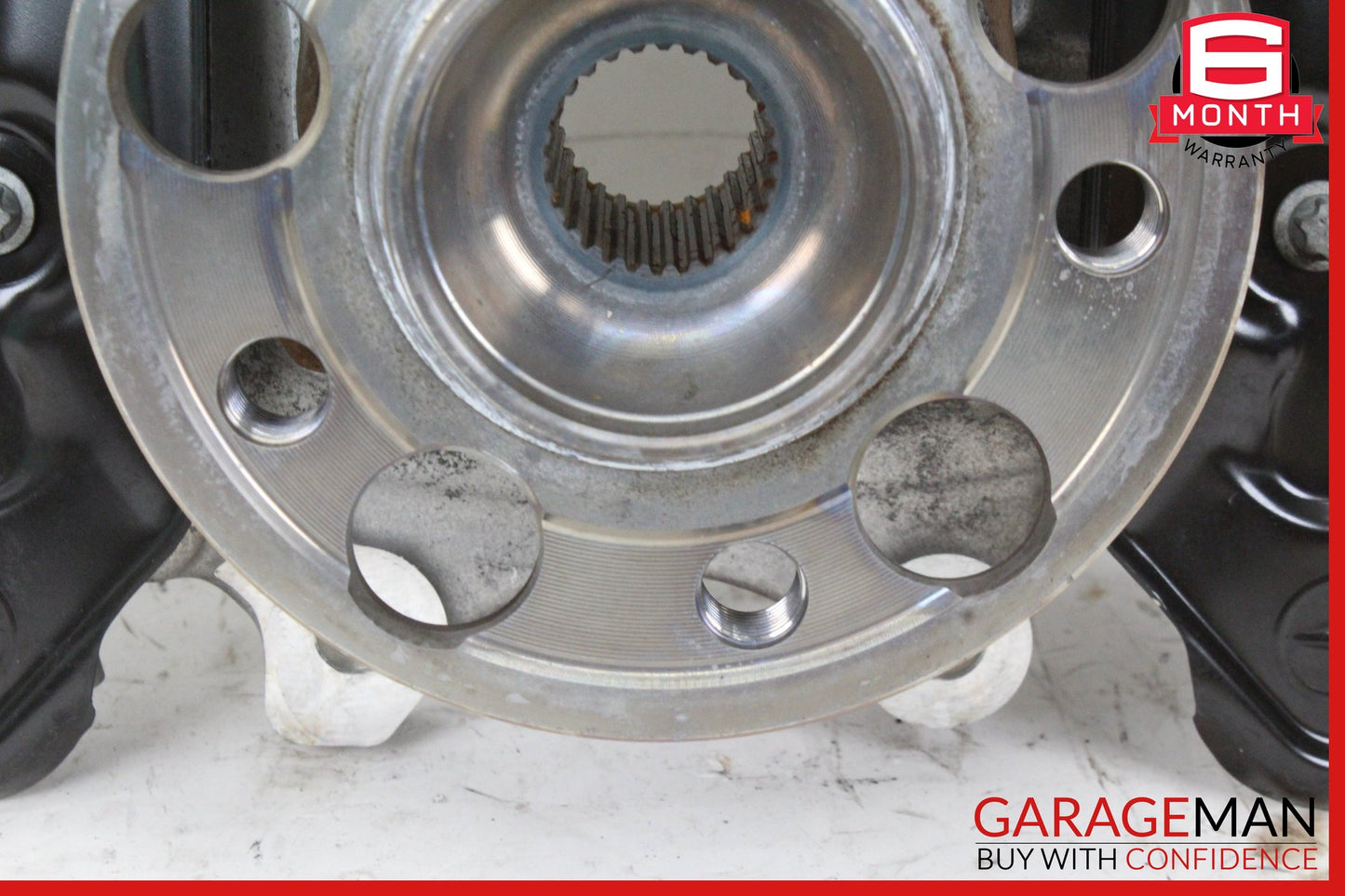 2017-2020 Mercedes W213 E450 Rear Right Spindle Knuckle Wheel Hub 2133503205 OEM