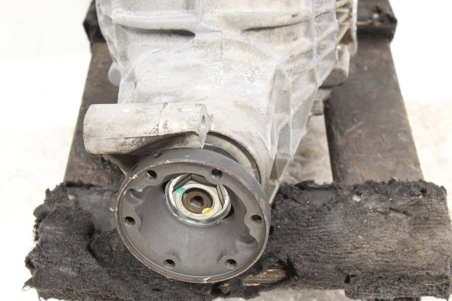 1999-2003 Mercedes W163 ML55 AMG Front Differential Axle Carrier 1633300005 OEM