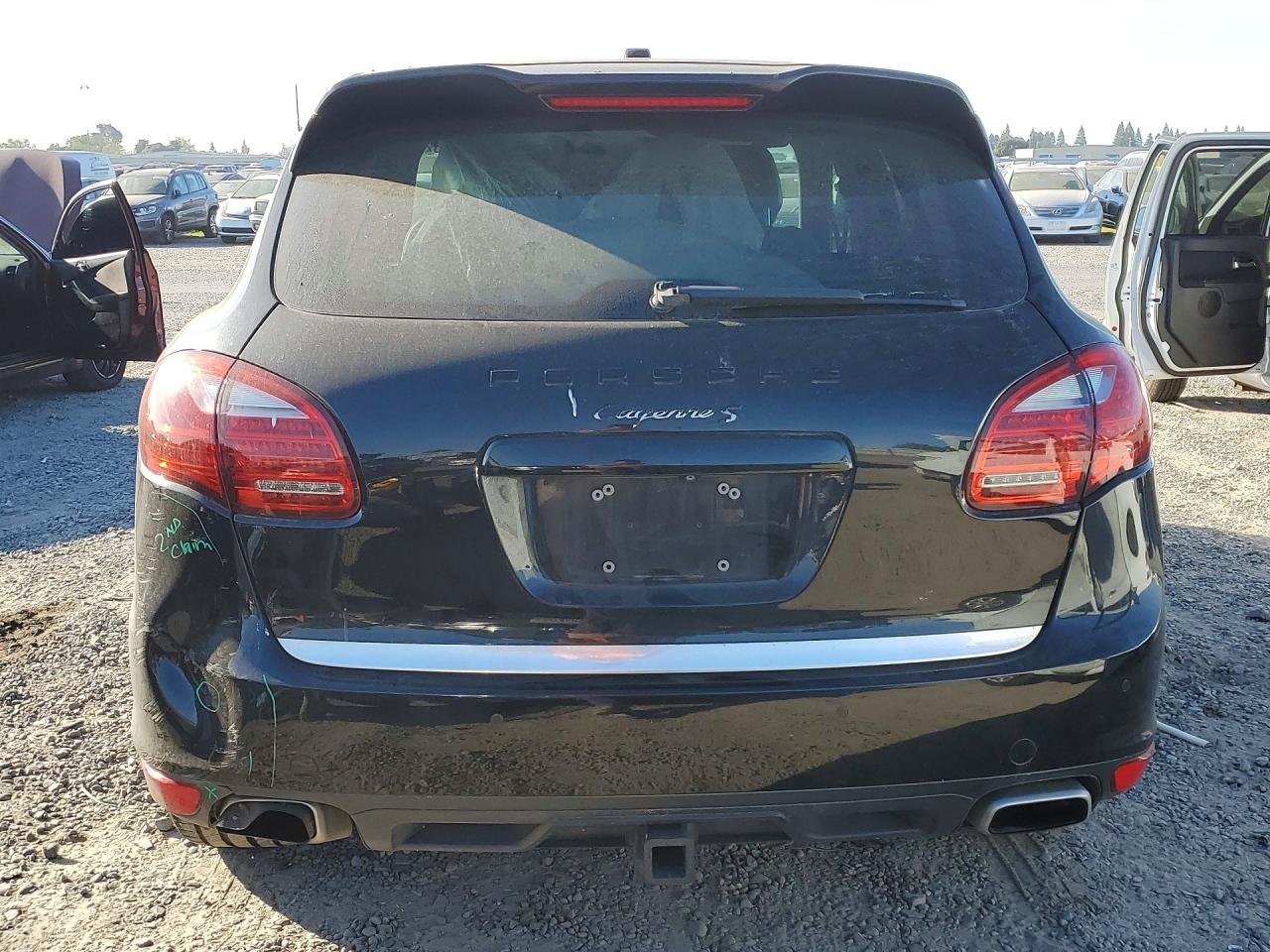 Parting Out- 2012 Porsche Cayenne 92A S- 118