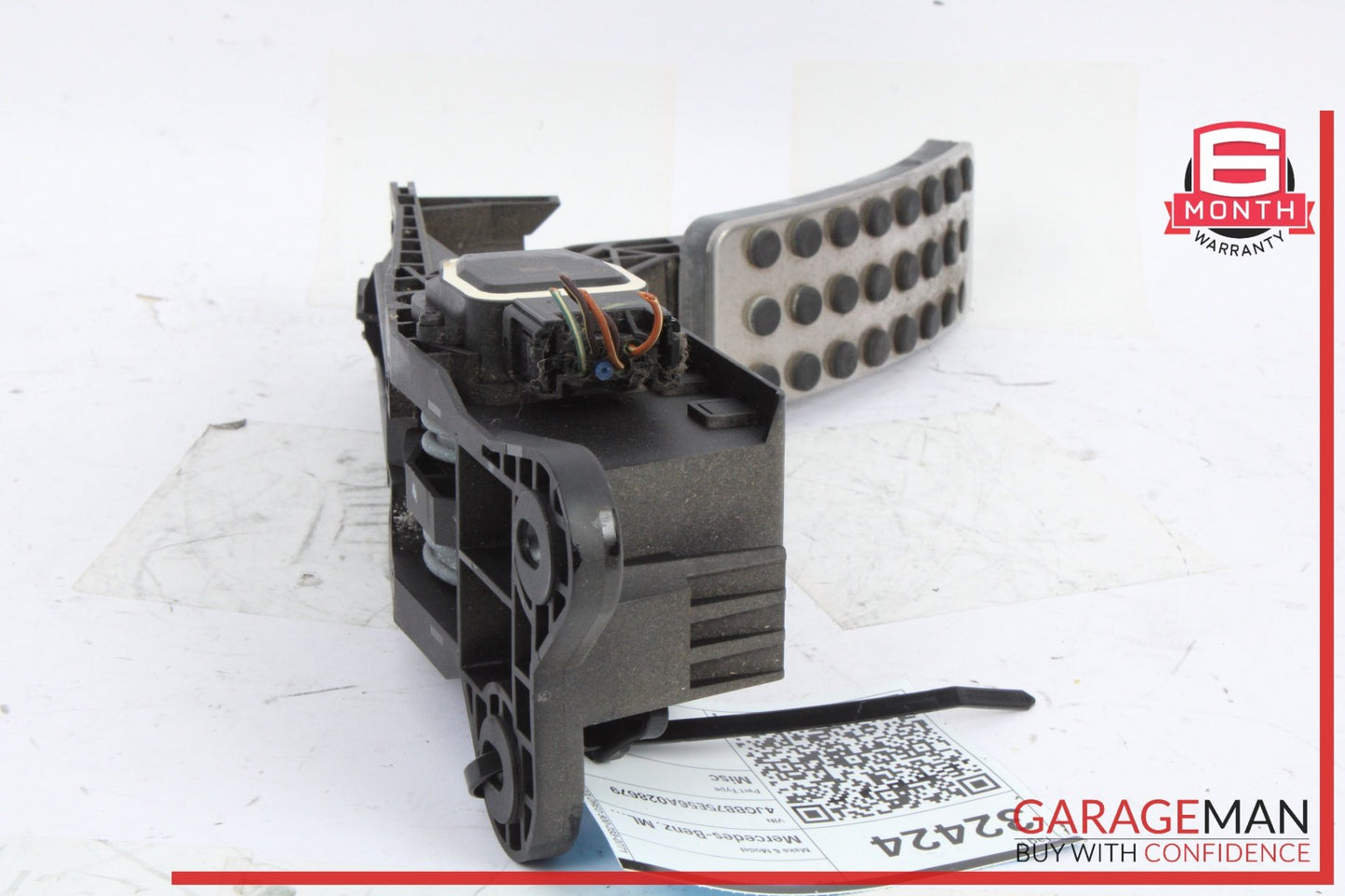 2006-2012 Mercedes-Benz ML500 M-Class W164 SUV Gas Pedal 1643000104 Genuine