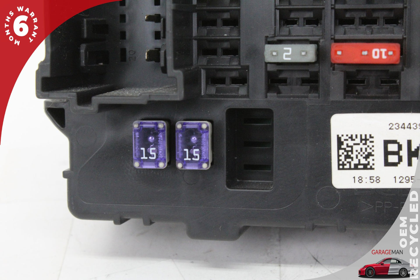 2014-2019 Chevrolet Silverado 1500 Front Right Dash Cabin Fuse Box 23443944 OEM