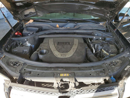Parting Out- 2012 Mercedes-Benz GL450 X164- 111