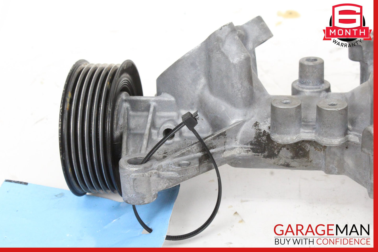 2016-2023 Mercedes W205 C300 GLC300 Engine Water Coolant Pump 2742000900 OEM