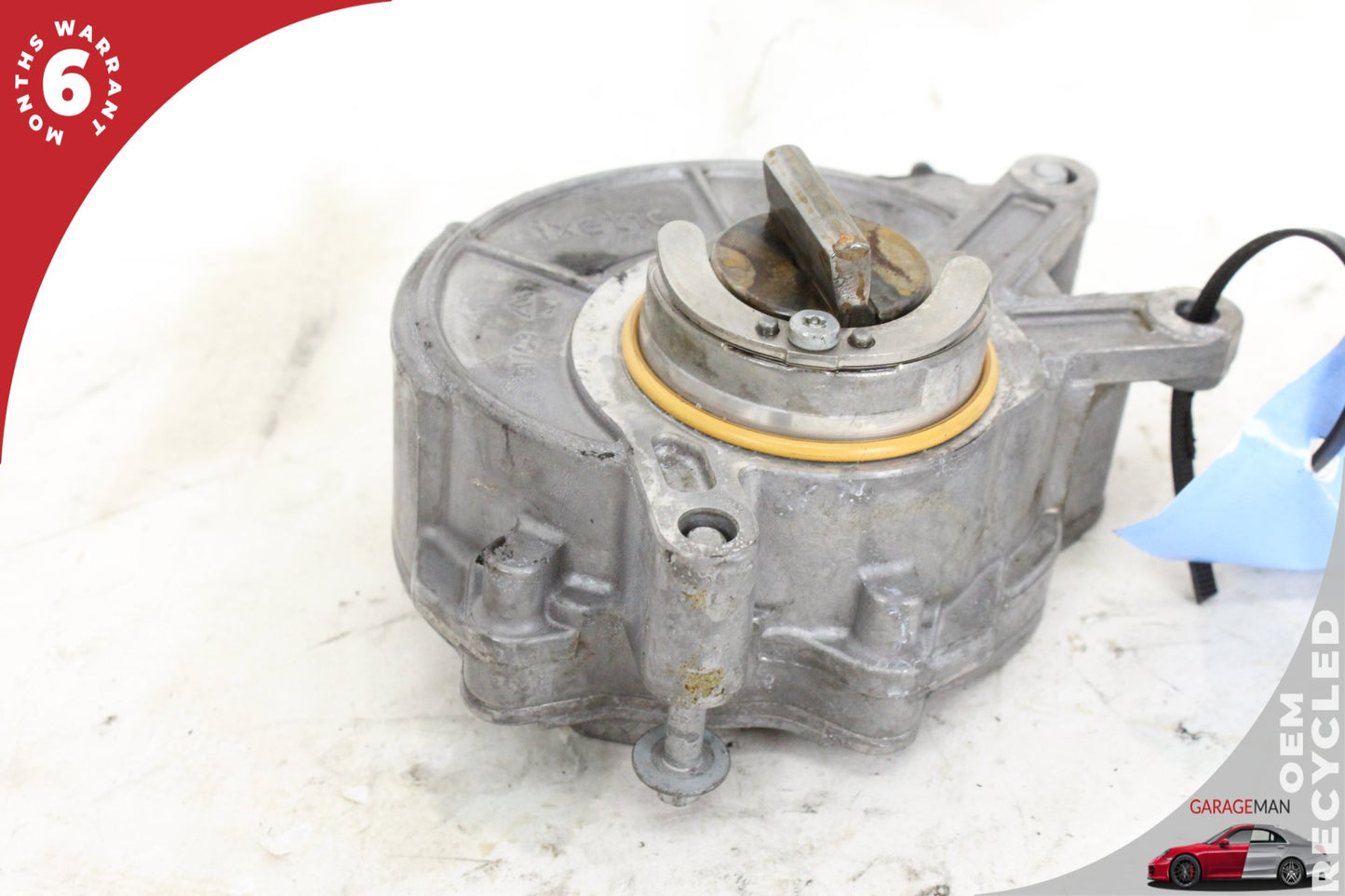 2011-2016 BMW 550i F10 4.4L Engine Motor Vacuum Pump 8605976 OEM