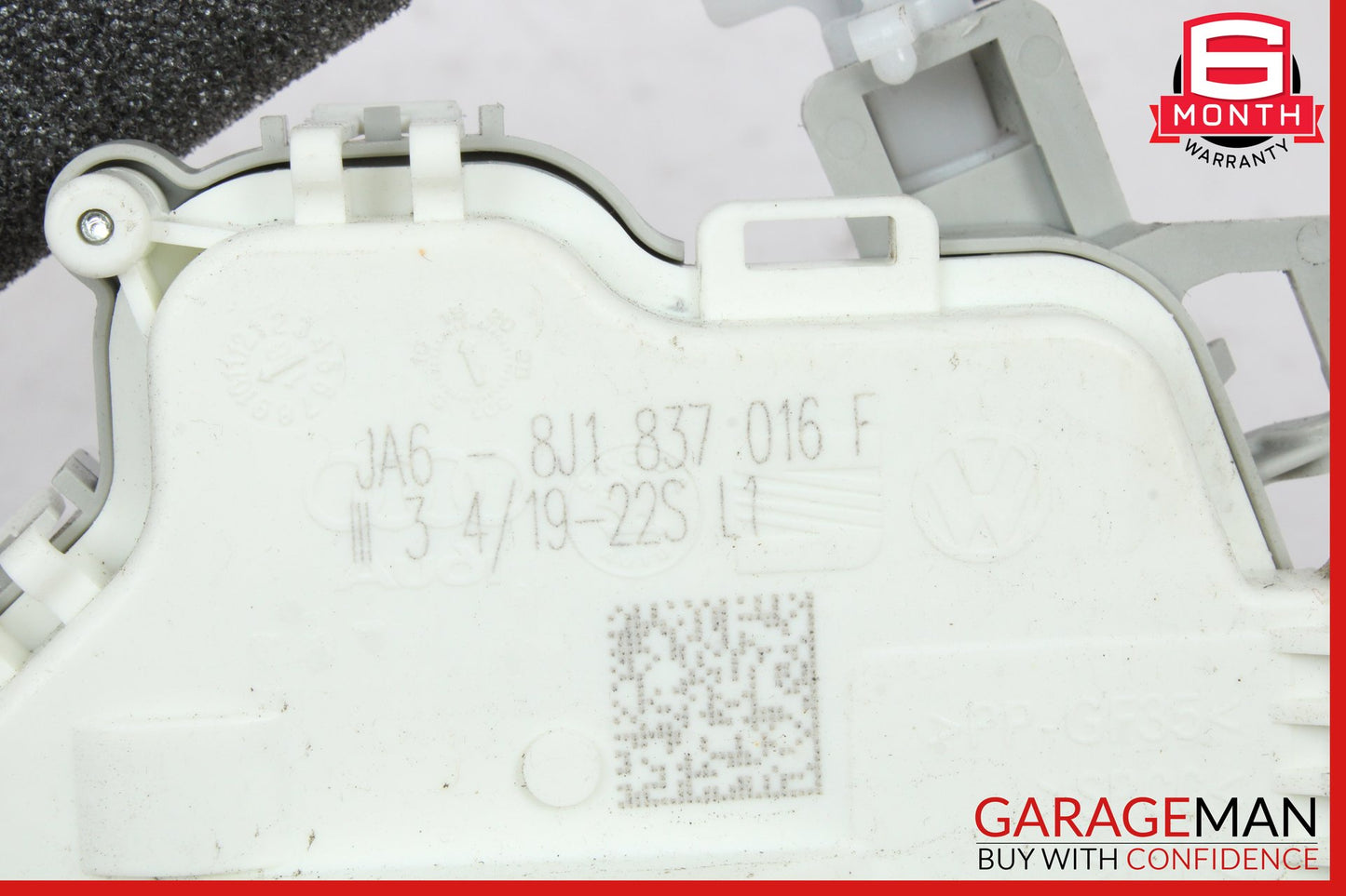 2015-2024 Porsche Macan 95B SUV Front Right Door Lock Actuator 8J1837016F OEM