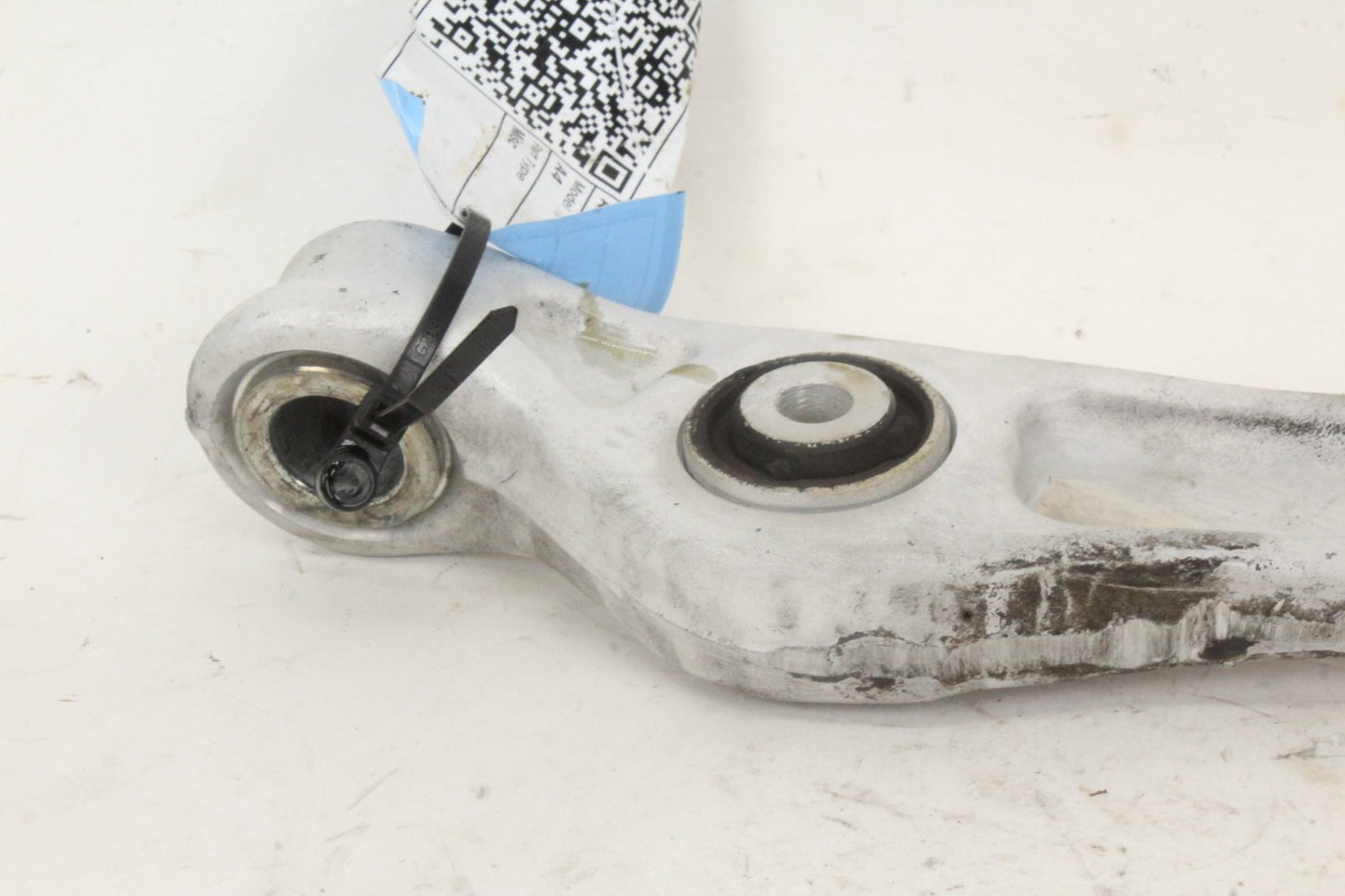2017-2024 Audi A4 B9 Sedan Front Right Side Lower Control Arm 8W0407156 OEM