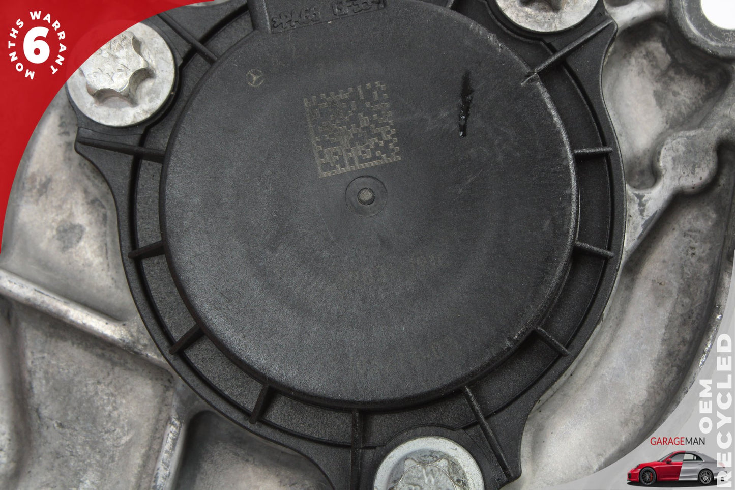 2012-2018 Mercedes X166 GL550 Engine Timing Chain Cover Plate 2760150201 OEM