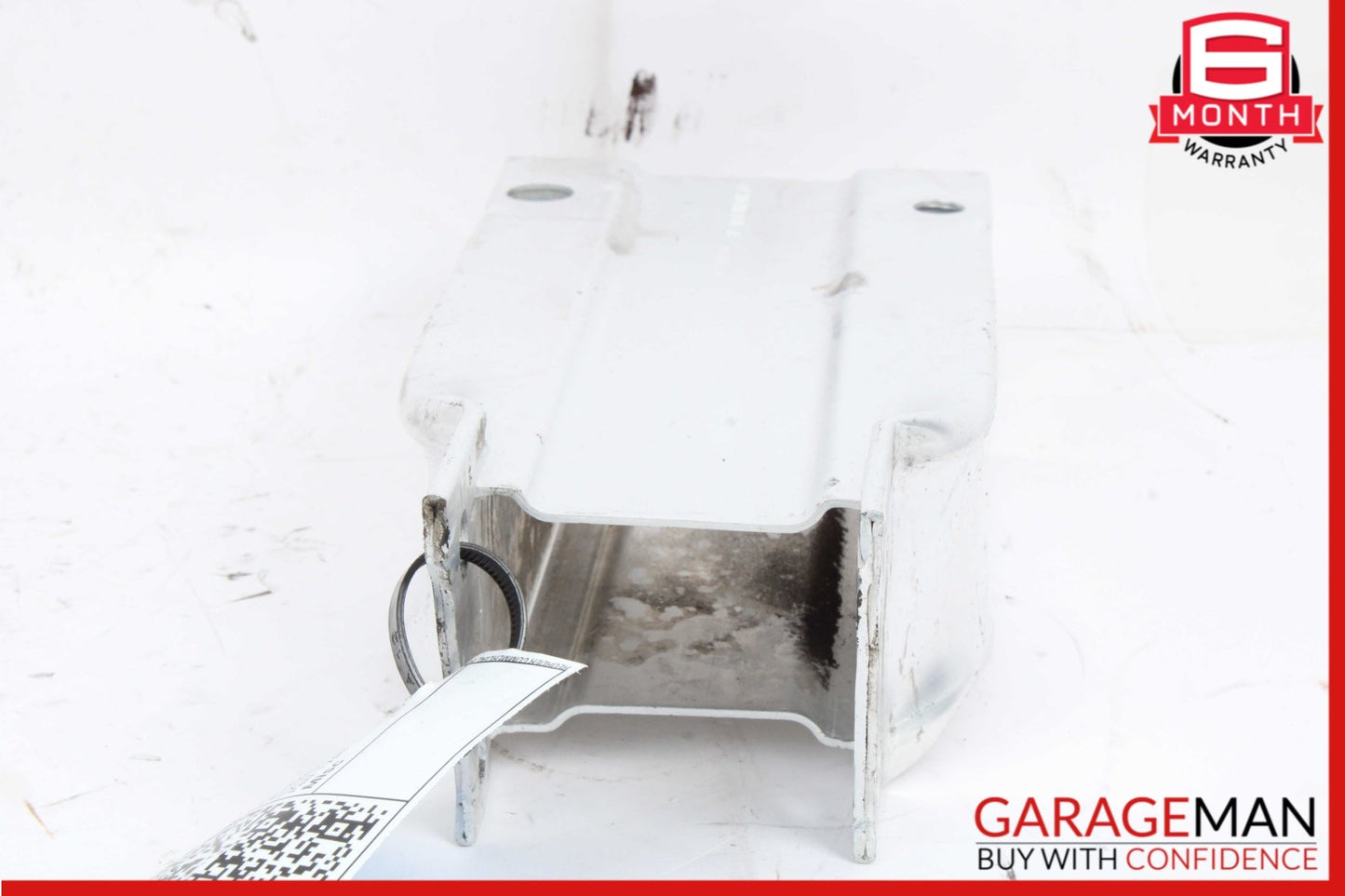 2008-2014 Mercedes-Benz C300 W204 Left Front Reinforcement Bracket 2046201195
