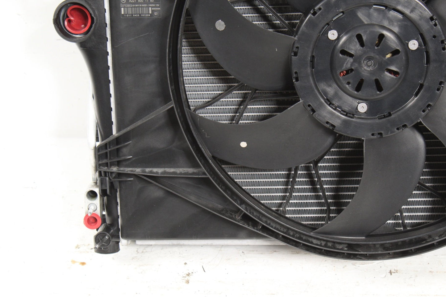 2007-2014 Mercedes-Benz S550 W221 Engine Cooling Radiator AC A/C Condenser OEM