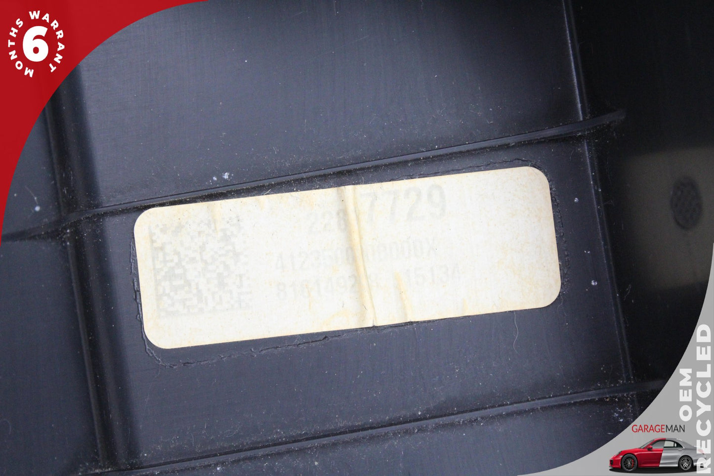 2014-2019 Chevrolet Silverado 1500 Glove Box Storage Compartment 20944580 OEM