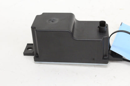 2015-2023 Mercedes-Benz C300 W205 Voltage Converter Control Module 2059053414
