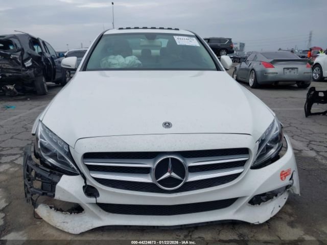 Parting Out- 2018 Mercedes-Benz C350e W205- 128