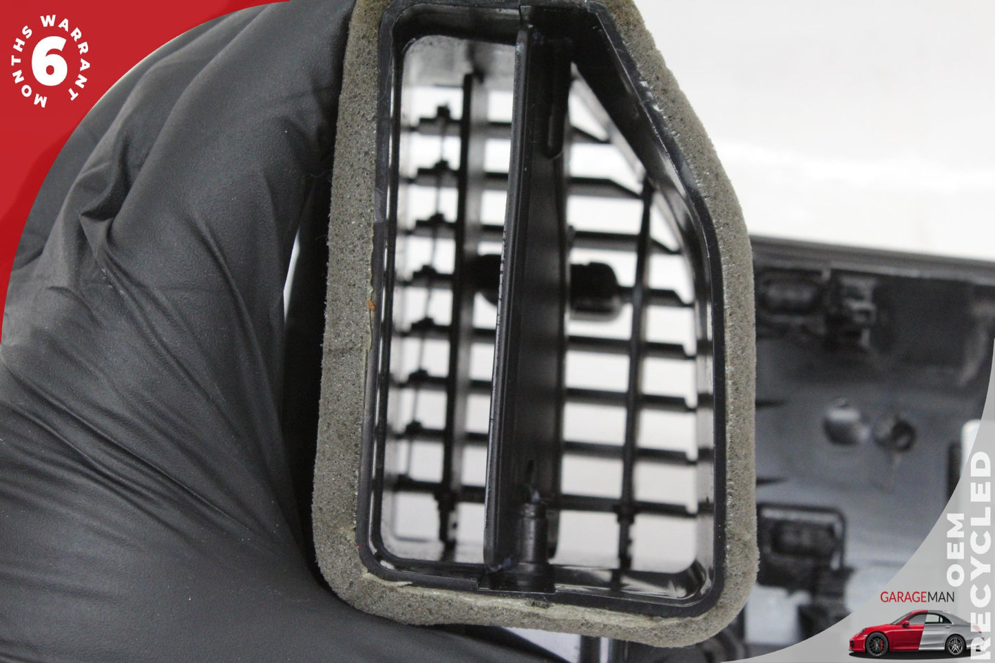 2015-2018 Porsche Macan 95B Dash Right Side Trim Bezel A/C Heat Air Vent Duct