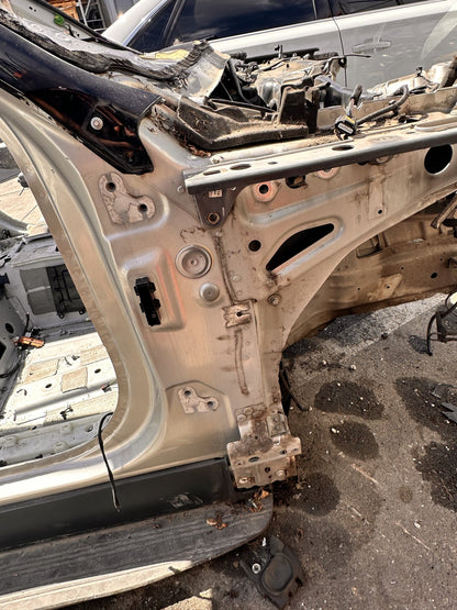 2013-2021 Land Rover Range Rover L405 Front Right Body Frame Apron Cut Off OEM