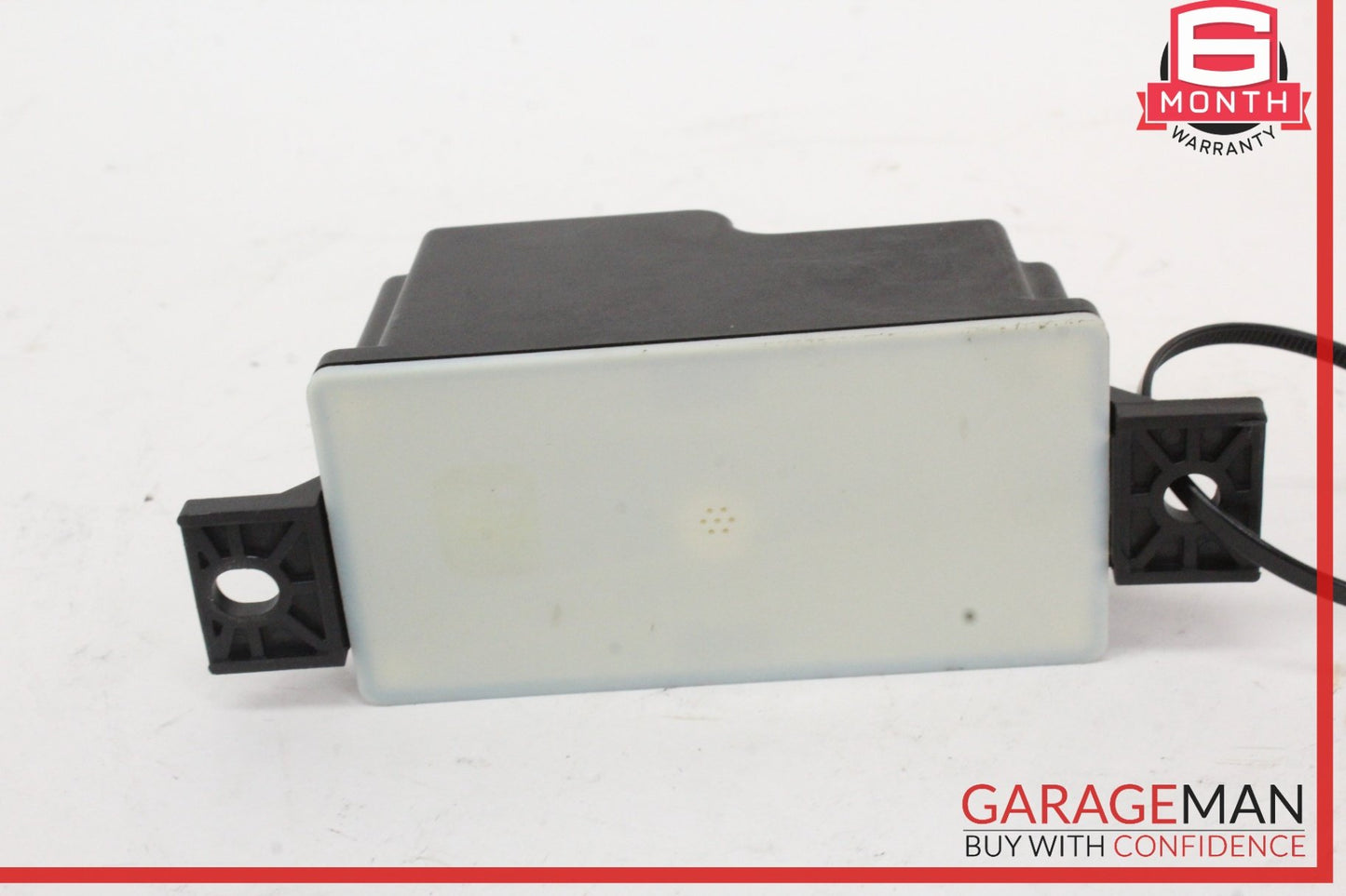 2015-2023 Mercedes-Benz C300 W205 Voltage Converter Control Module 2059053414