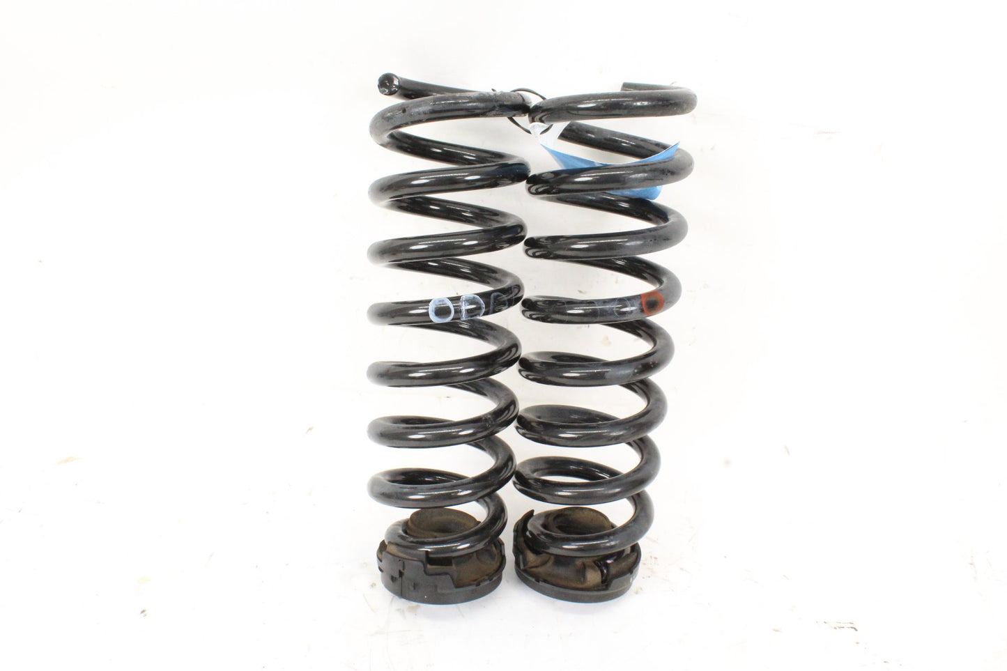 2015-2020 Mercedes-Benz C300 CDI C-Class W205 Sedan Rear Coil Spring 2053280337