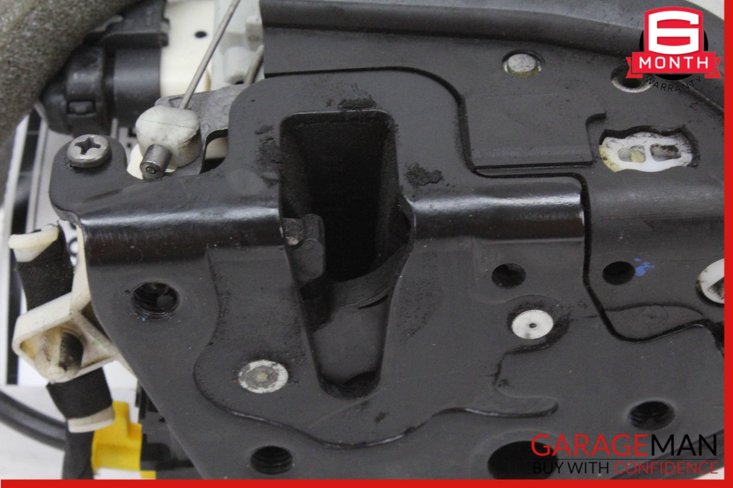 2009-2017 Audi RS5 8T Convertible Right Front Door Lock Actuator 8J1837016D