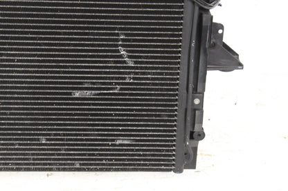 2010-2016 Land Rover LR4 Engine Cooling Radiator Assembly AH328005AC OEM