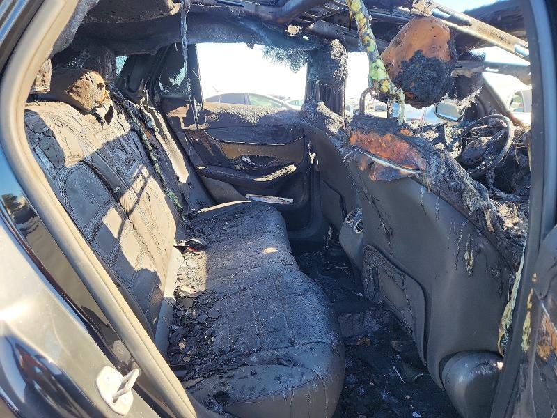 Parting Out- 2018 Mercedes-Benz GLC300- 200 200