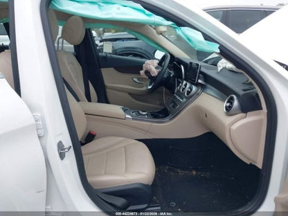 Parting Out- 2018 Mercedes-Benz C350e W205- 128