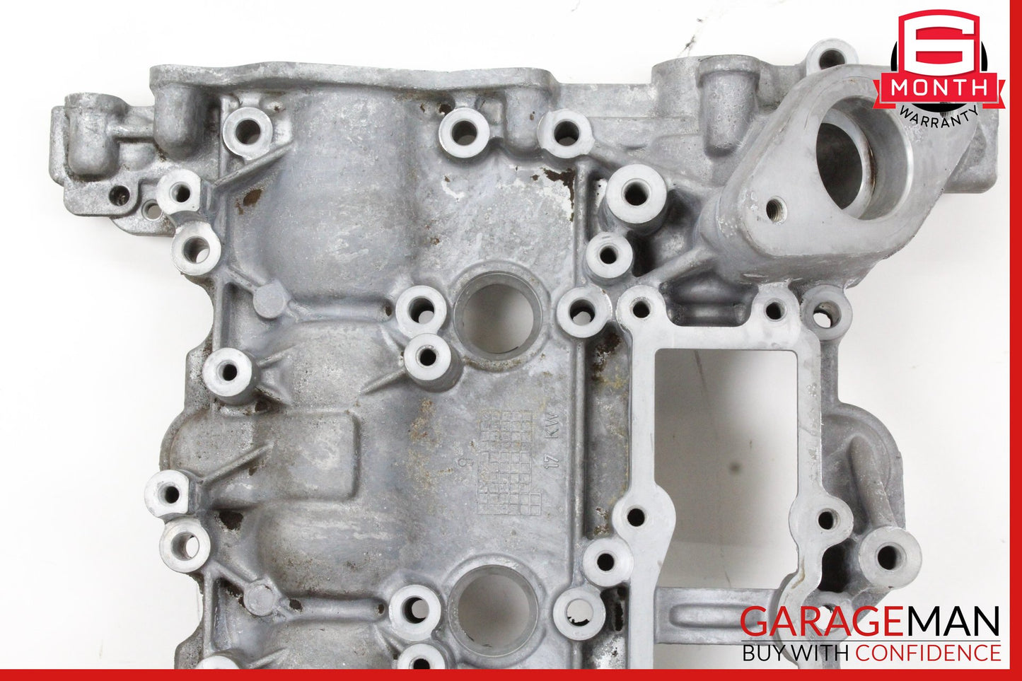 2015-2023 Mercedes W205 C300 Engine Cylinder Head Valve Cover 2740100603 OEM