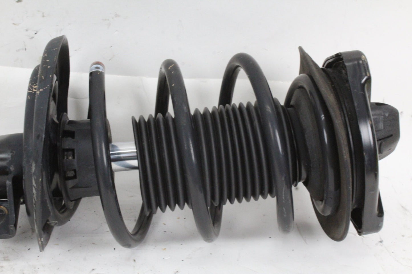 2008-2017 Mercedes W204 C300 Front Left and Right Shock Strut Set 2043200530 OEM