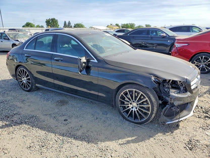 2015 Mercedes-Benz C300 W205