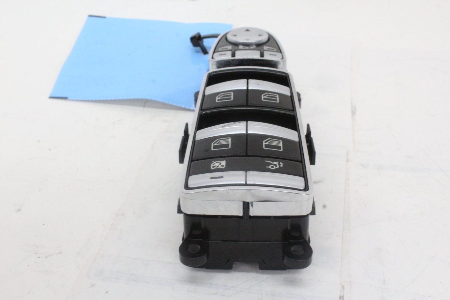 2010-2013 Mercedes-Benz S550 W221 Left Window Control Switch 2218215151