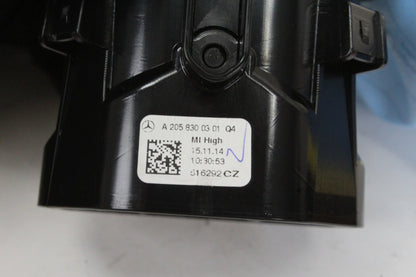 2015-2020 Mercedes-Benz C300 C-Class W205 Dash Air Vent Centre 2058300301