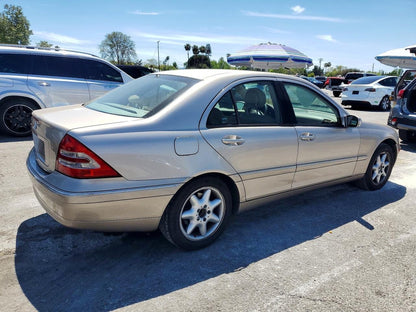 2005 Mercedes-Benz C240 W203